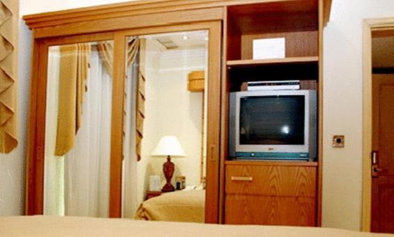 Mirage Suites Kuwait City Room photo